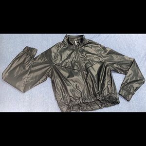 Cropped Nike Windbreaker